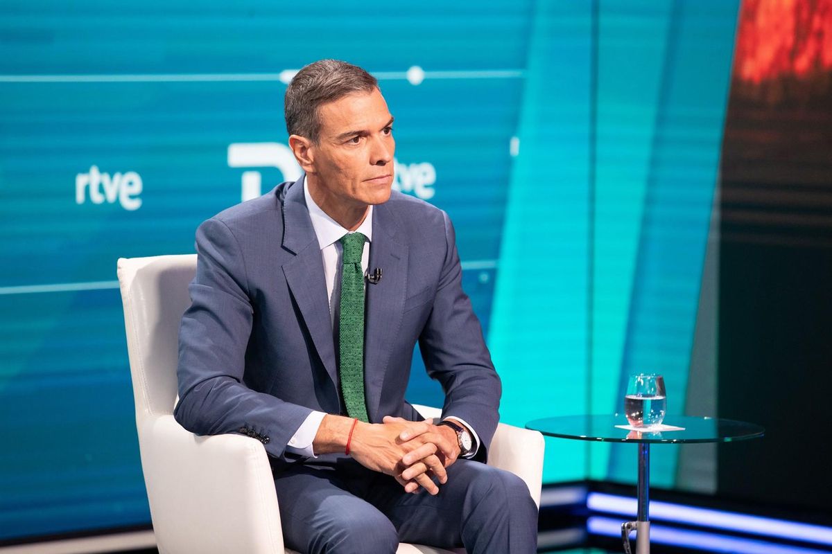 Sánchez se sacrifica Sánchez se sacrifica