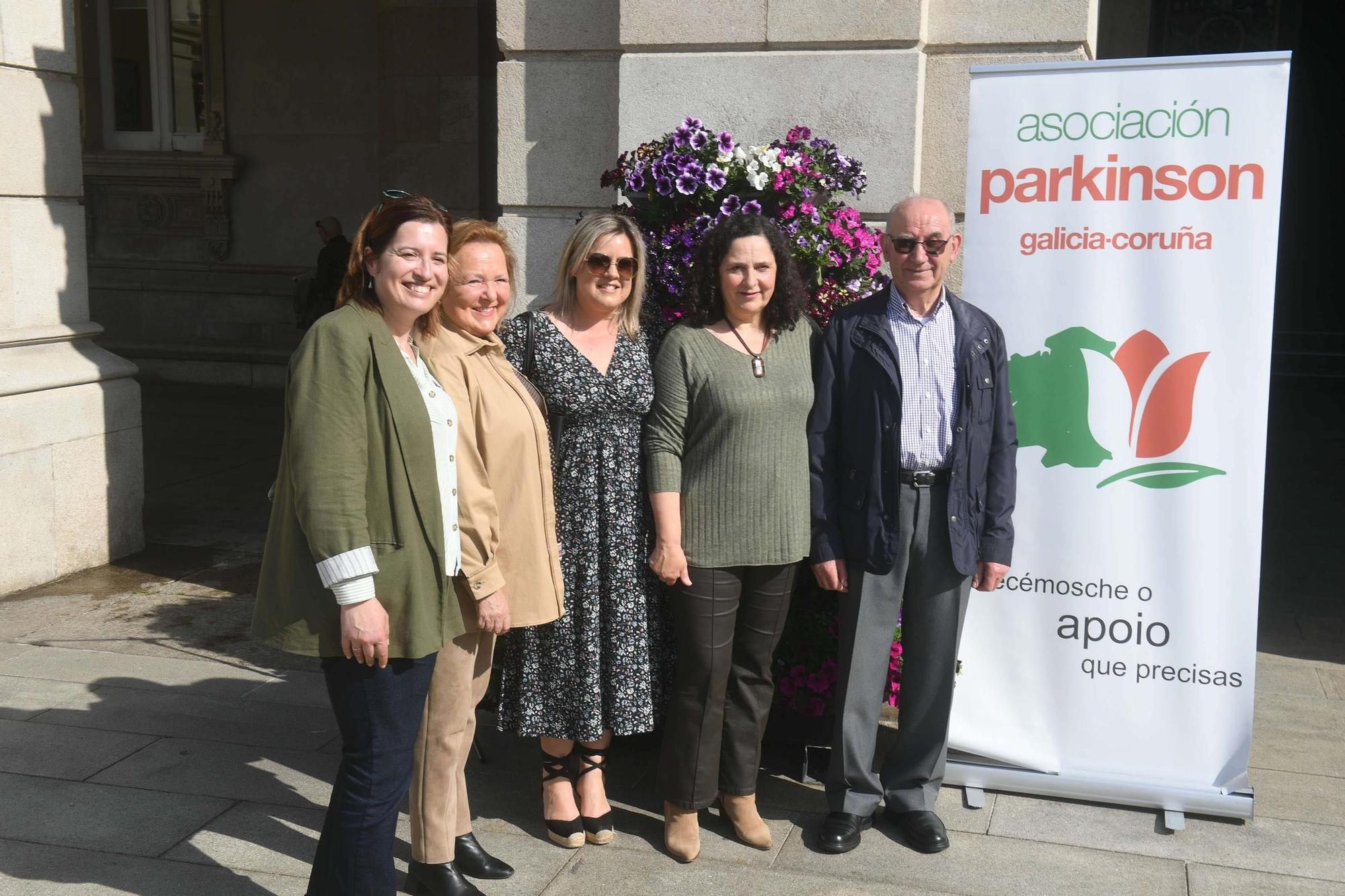 Lectura de un manifiesto en María Pita por el Día Mundial del Párkison