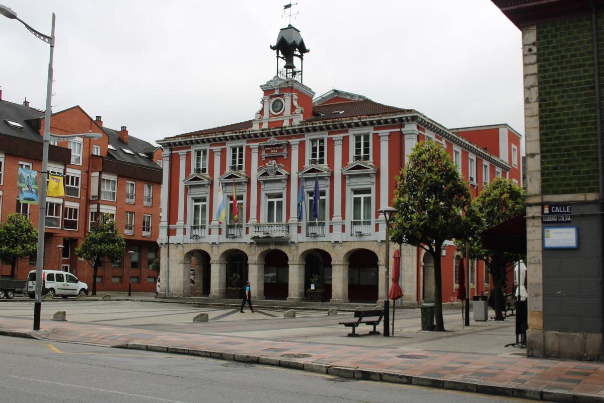 Fachada del Ayuntamiento de Mieres.