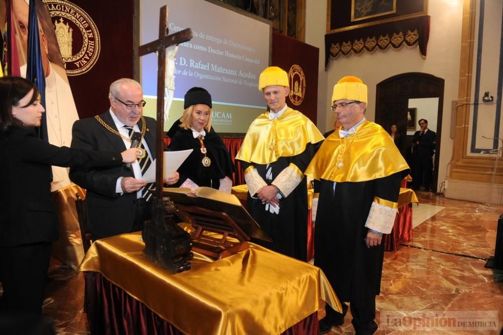 El fundador de la Organización Nacional de Trasplantes, Rafael Matesanz, es investido doctor Honoris Causa por la UCAM