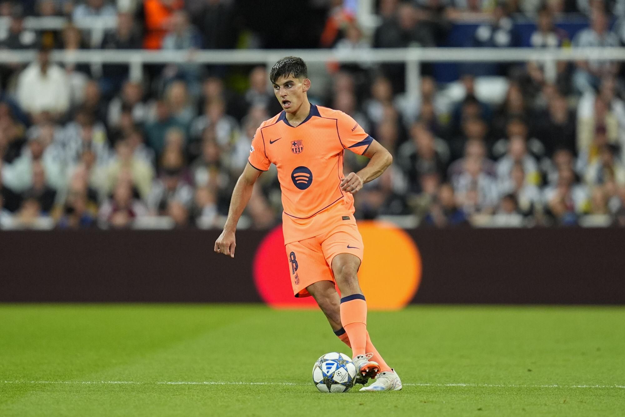 Gerard Martin of FC Barcelona in action during the UEFA Champions League 2025/26 League Phase MD1 match between Newcastle United FC and FC Barcelona at St James' Park on September 18, 2025 in Newcastle upon Tyne, England. AFP7 18/09/2025 ONLY FOR USE IN SPAIN. Dennis Agyeman / AFP7 / Europa Press;2025;SPAIN;SPORT;ZSPORT;SOCCER;ZSOCCER;Newcastle United FC v FC Barcelona - UEFA Champions League 2025/26 League Phase MD1;