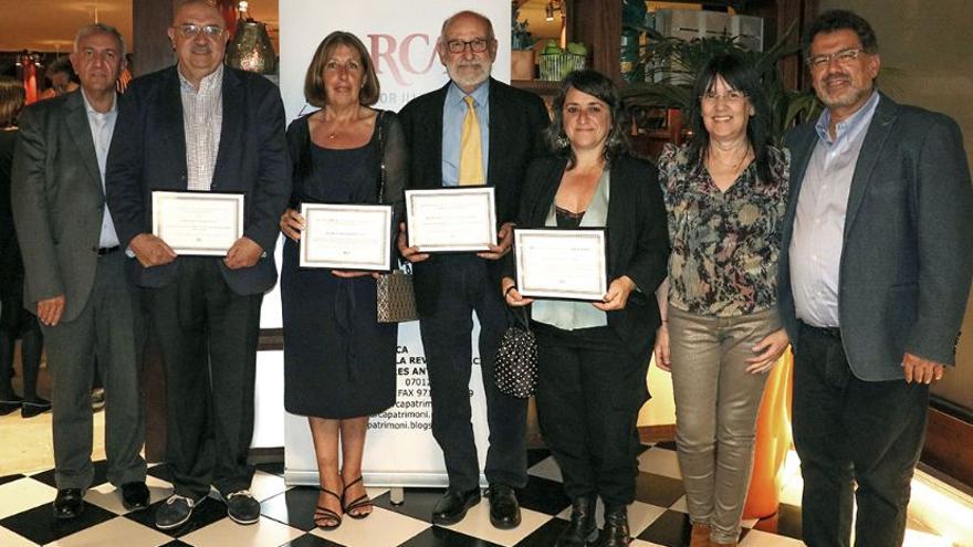 Pere Ollers, M. A. Riera, Maria Massanet, Josep Forteza-Rey, Kika Coll, Àngels Fermoselle y Josep Massot.