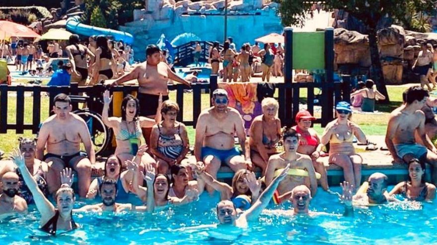 Aspamsim celebró el fin de curso en el Aqupark de Cerceda. | FDV