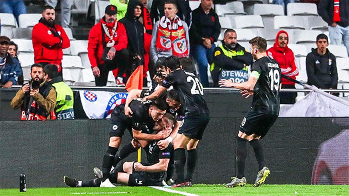 Jovic no faltó a su cita con el gol en Lisboa