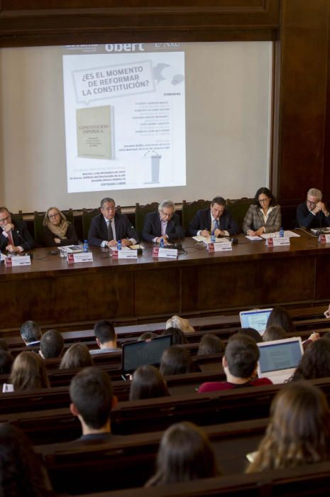 Debate sobre la reforma de la Constitución