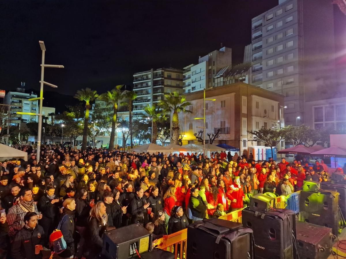 Una orquesta en la Glorieta de Sagunt en Fallas.
