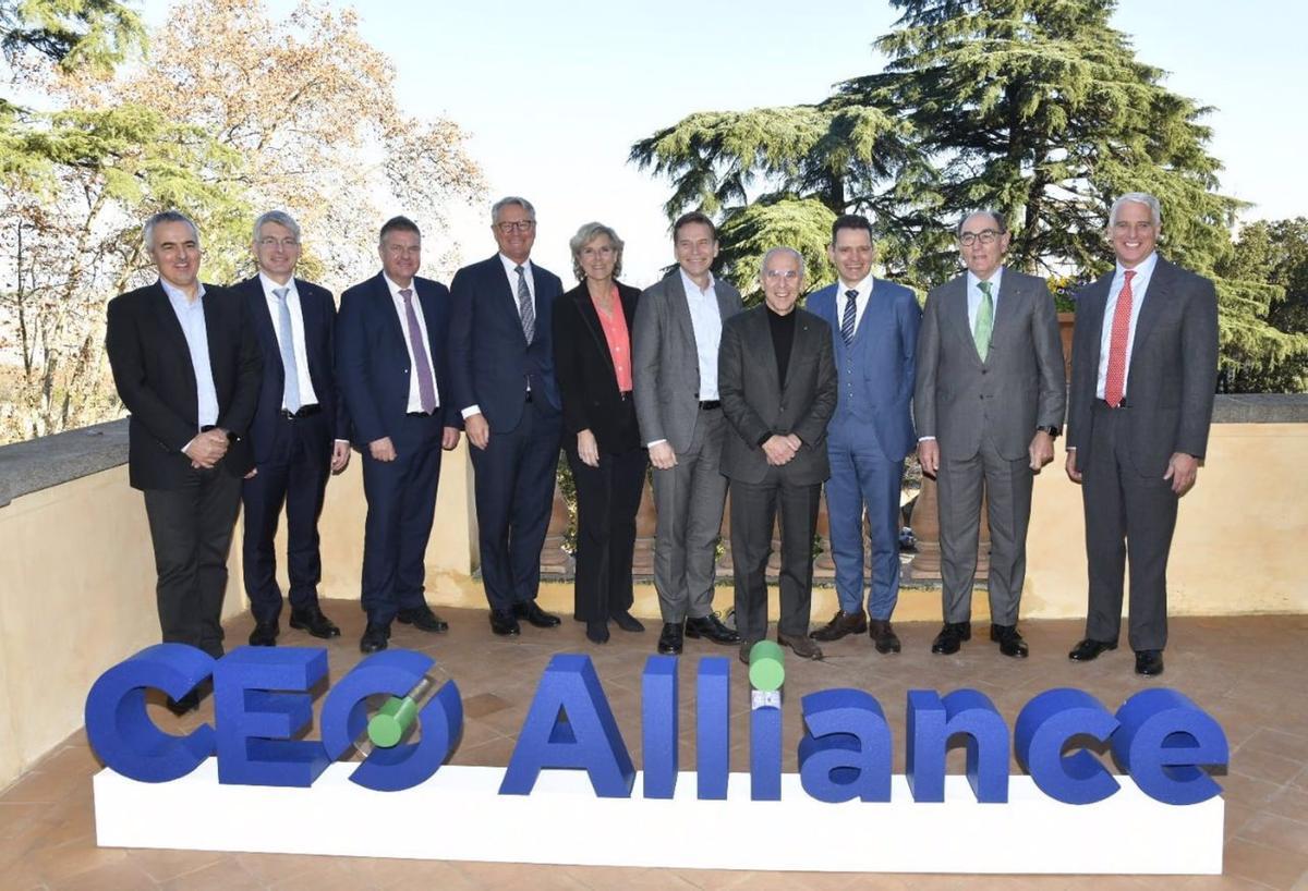 Foto del encuentro en el que ha participado el presidente de Iberdrola, Ignacio Sánchez Galán, los consejeros delegados de Enel, Francesco Starace; E.ON, Leonhard Birnbaum, o Scania, Christian Levin; entre otros.