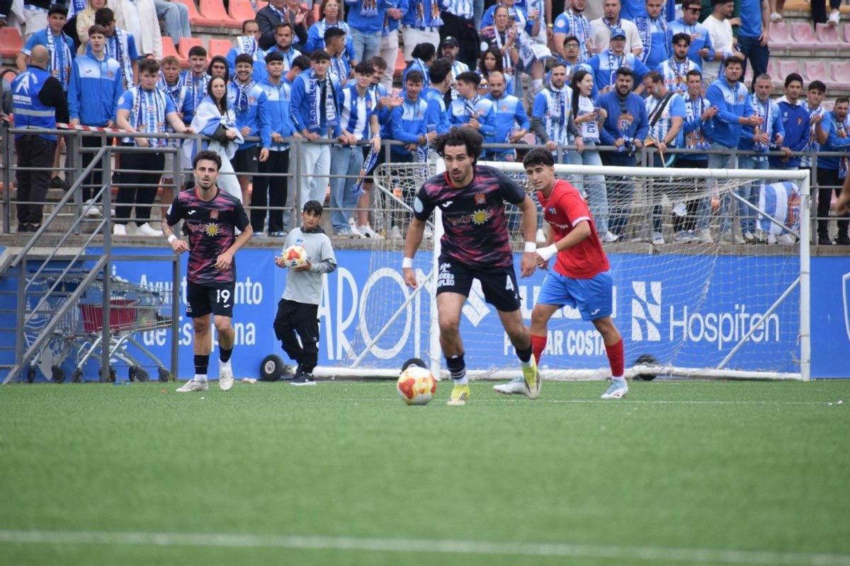 Antonio Sánchez, autor del gol, en el Estepona-Águilas