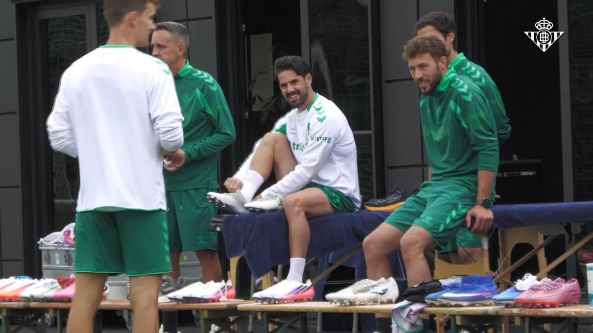 Vídeo | Así ha sido el primer entrenamiento del Betis en la pretemporada en Alemania