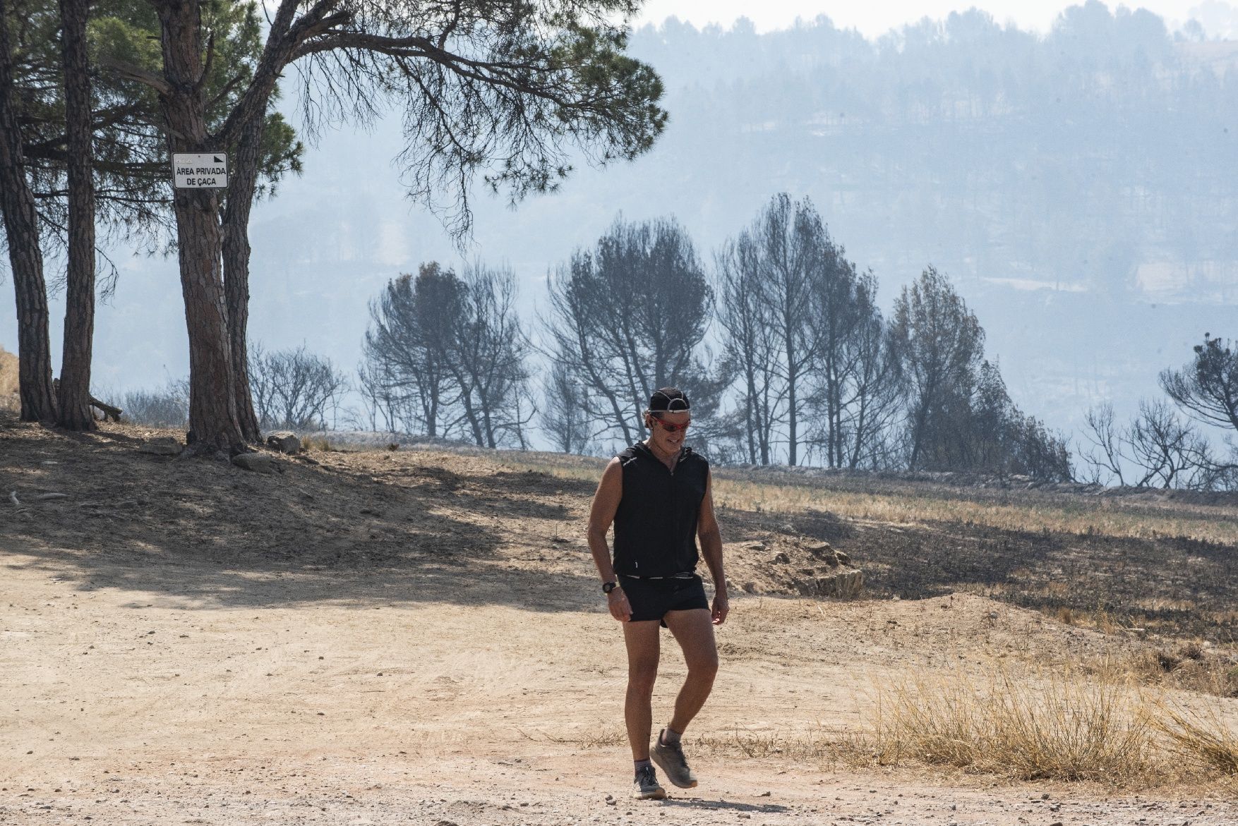 Afectació per l'incendi a la urbanització de les Brucardes