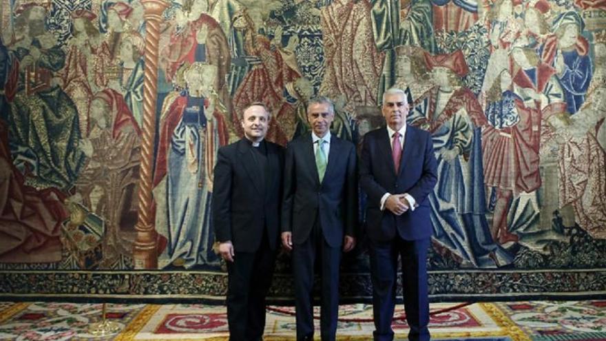 La Real Fábrica concluye la restauración de los tapices del Patriarca