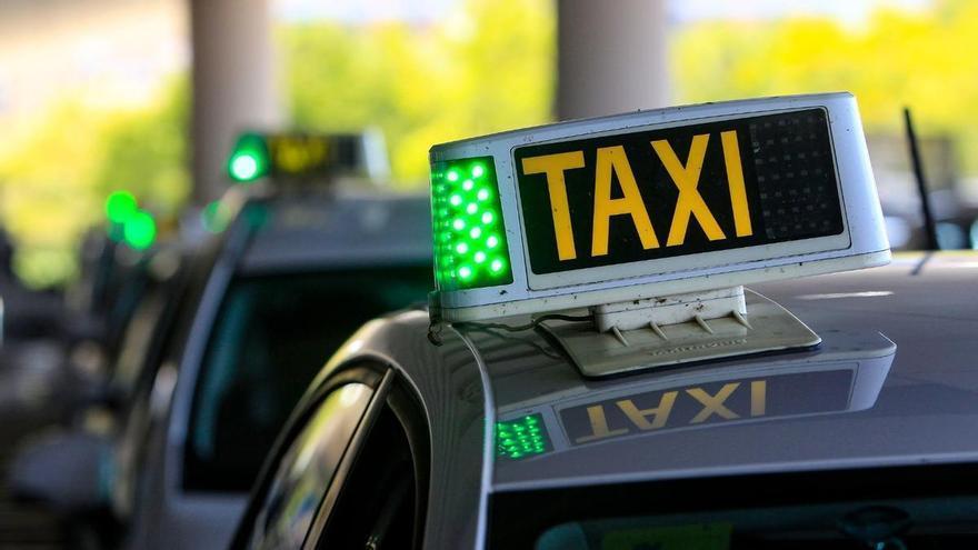 Varios taxistas implicados en una red que surtía de droga a narcotraficantes en Torremolinos y Benalmádena