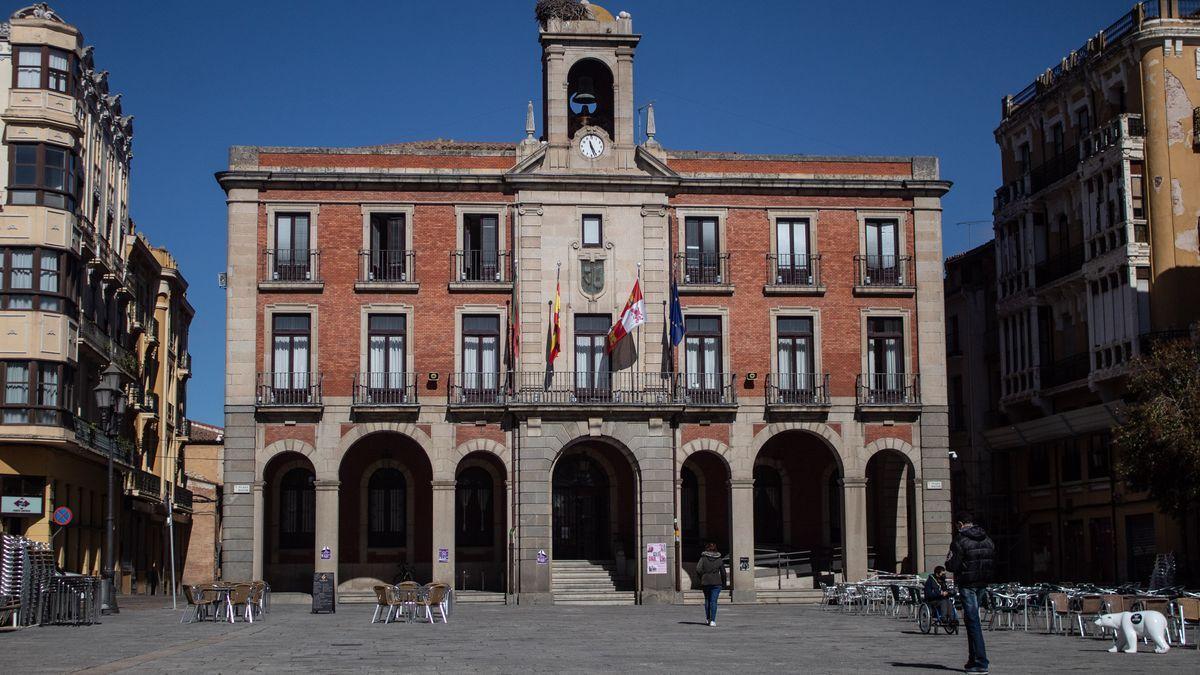 Fachada del Ayuntamiento de Zamora, fotografía de archivo.