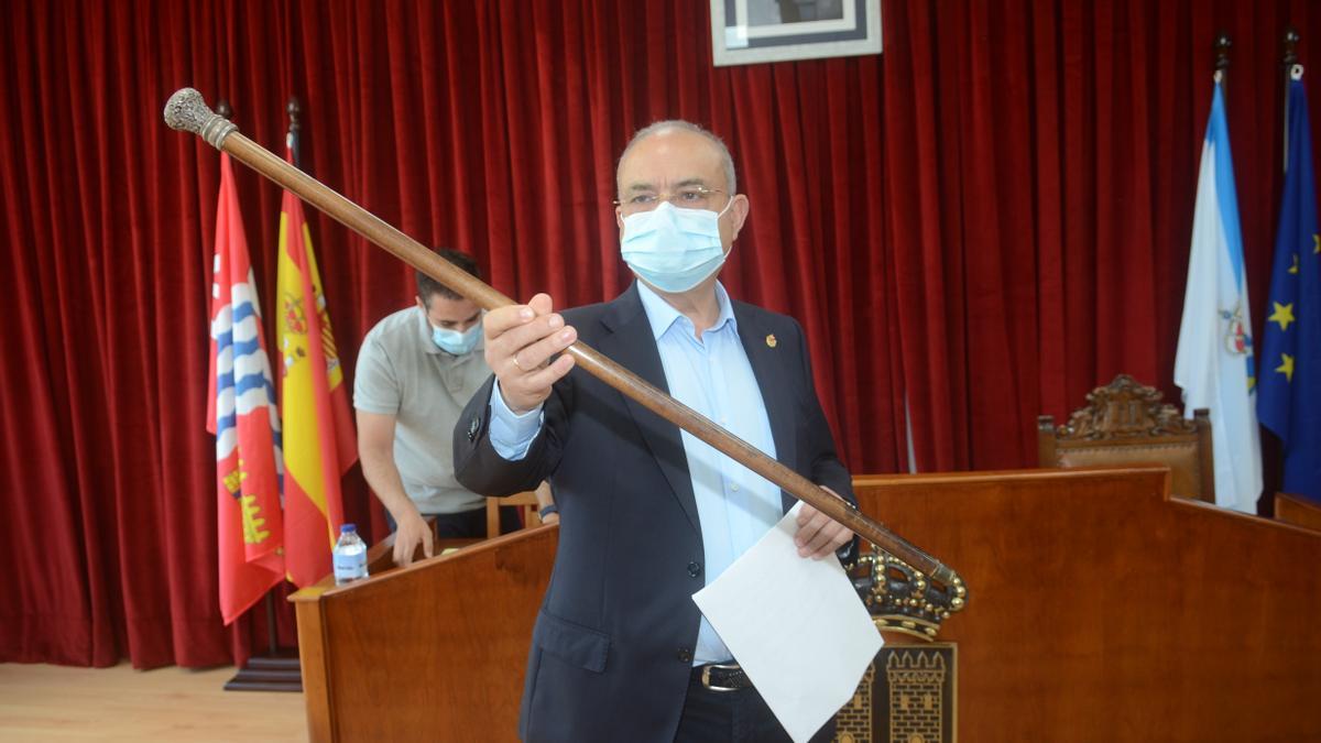 García con el bastón de mando que recuperó el pasado verano, en plena pandemia.