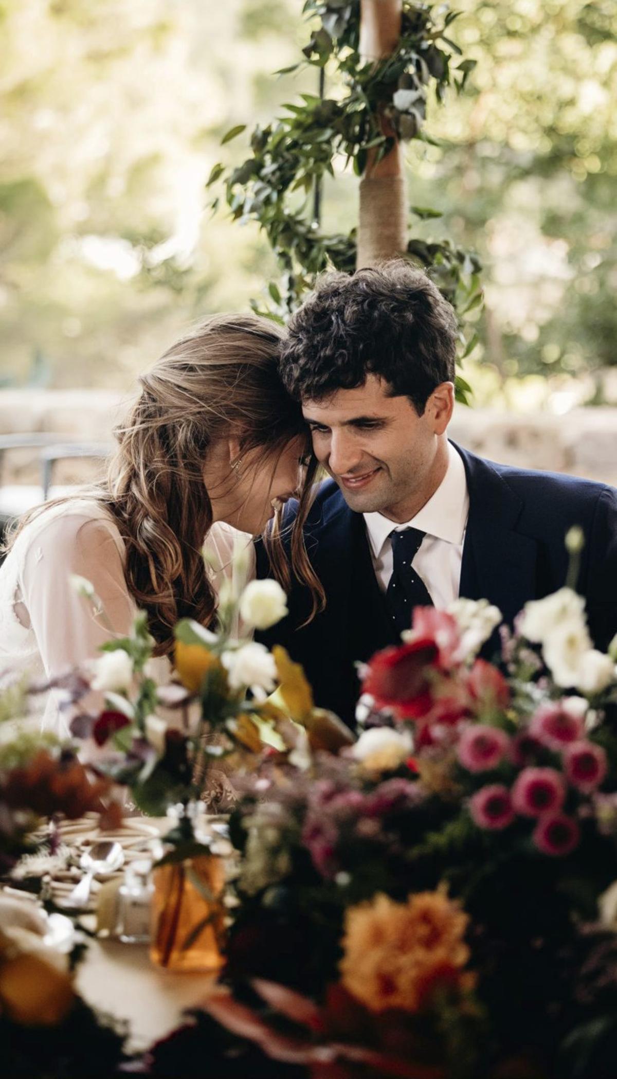 Parejas de todo el mundo organizan sus bodas personalizadas en Ibiza.