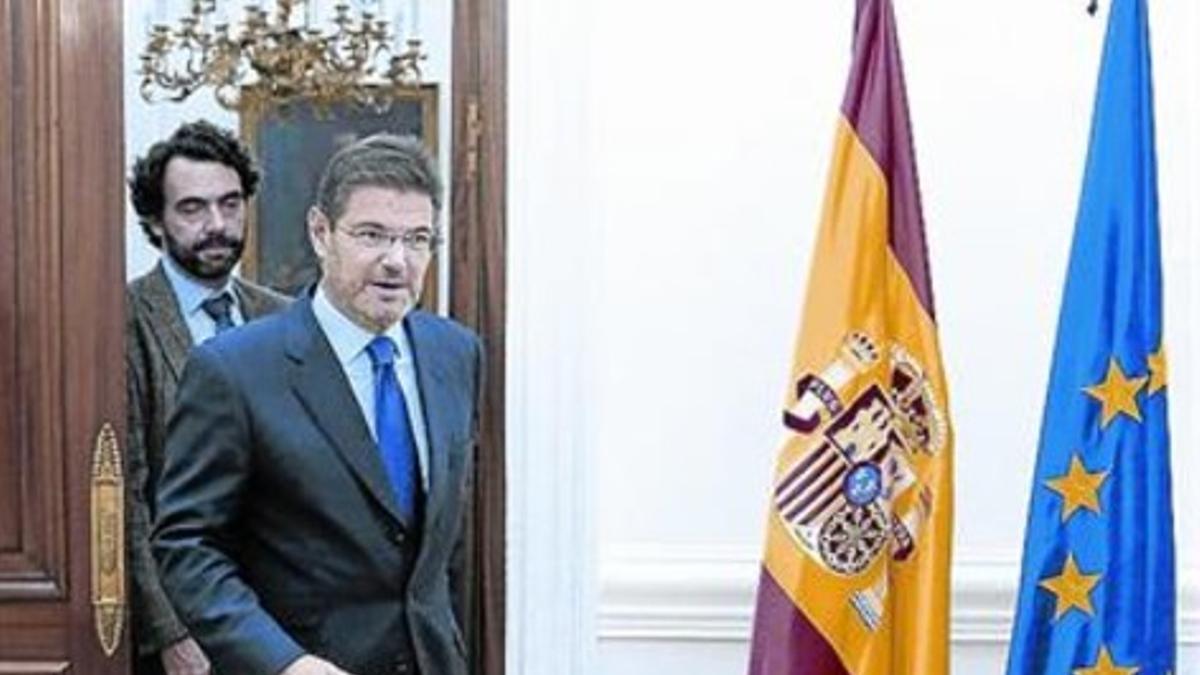 El ministro de Justicia, Rafael Catalá, ayer antes de su comparecencia.