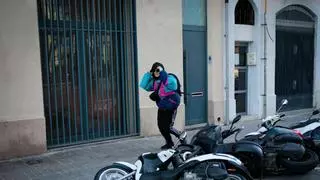 Qué hacer ante las fuertes rachas de viento previstas este jueves en Catalunya