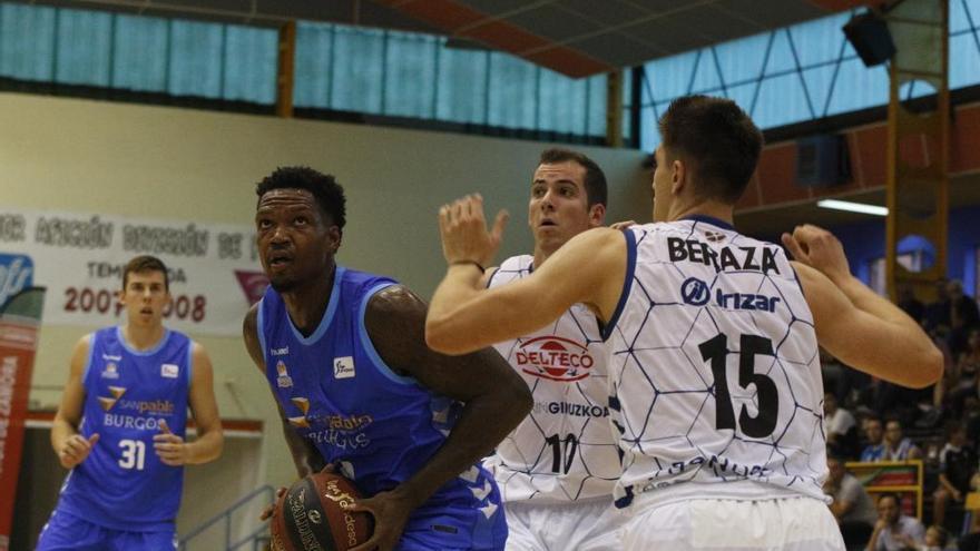 Partido entre el Delteco Donostia y el San Pablo Burgos