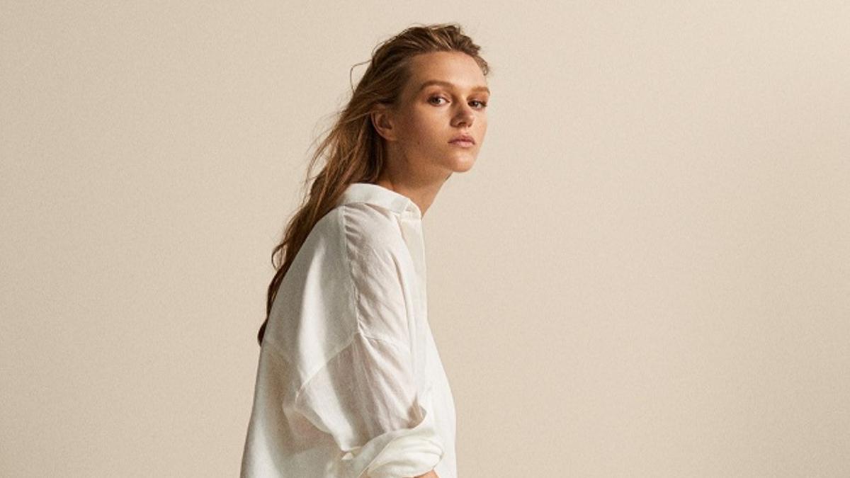 El blusón de lino de Massimo Dutti que puedes usar como camisa y vestido es de Edición Limitada