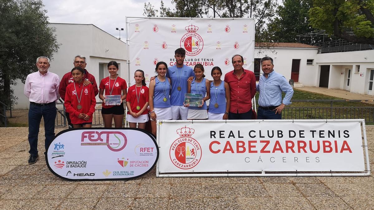 Las mejores, en la entrega de medallas