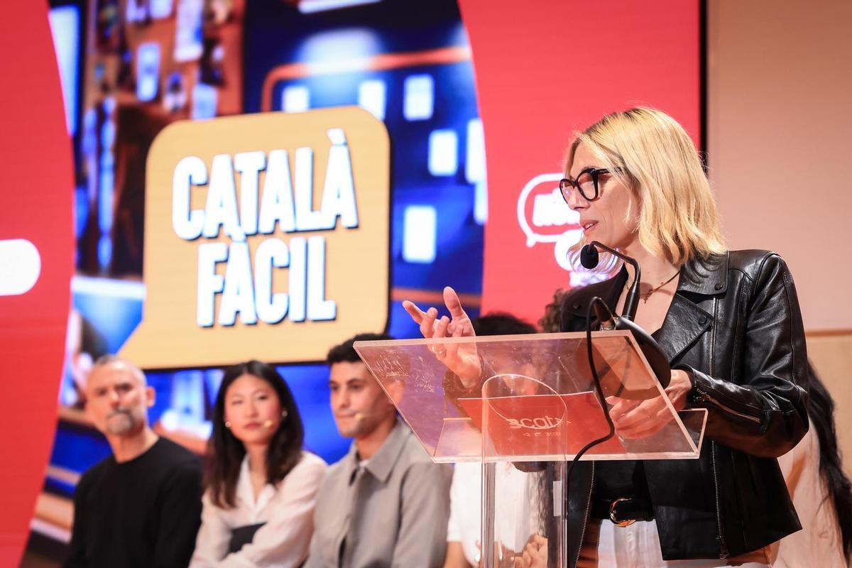 Rosa Romà en la presentación de 'Català fàcil'