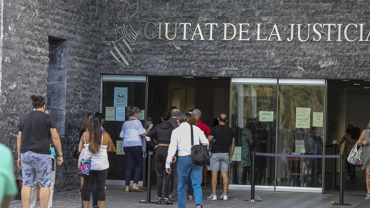 Una imagen de archivo de la Ciudad de la Justicia de Elche donde se celebra la vista contra los narcotraficantes