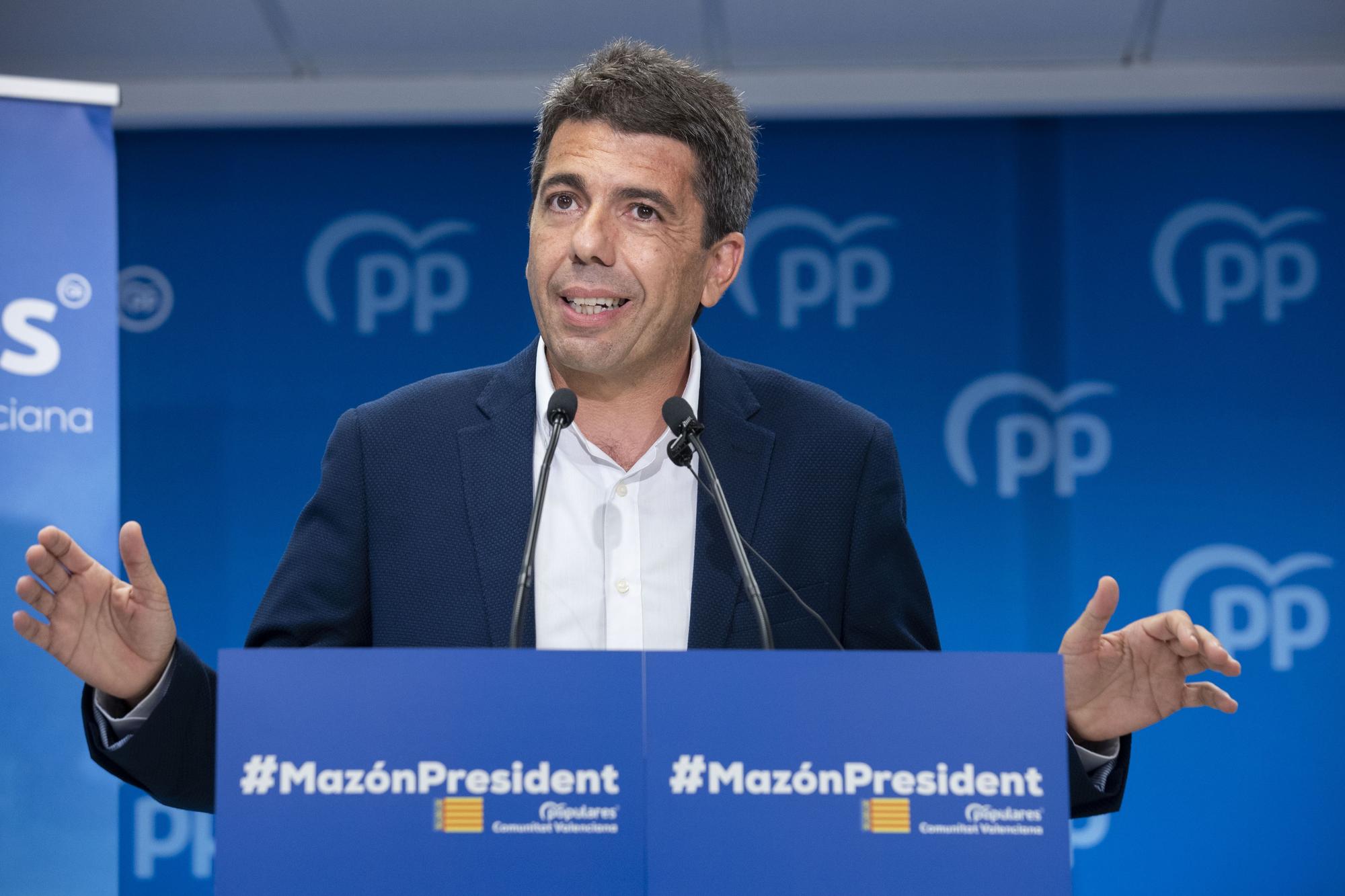 Carlos Mazón se rodea de caras conocidas en la presentación de su candidatura