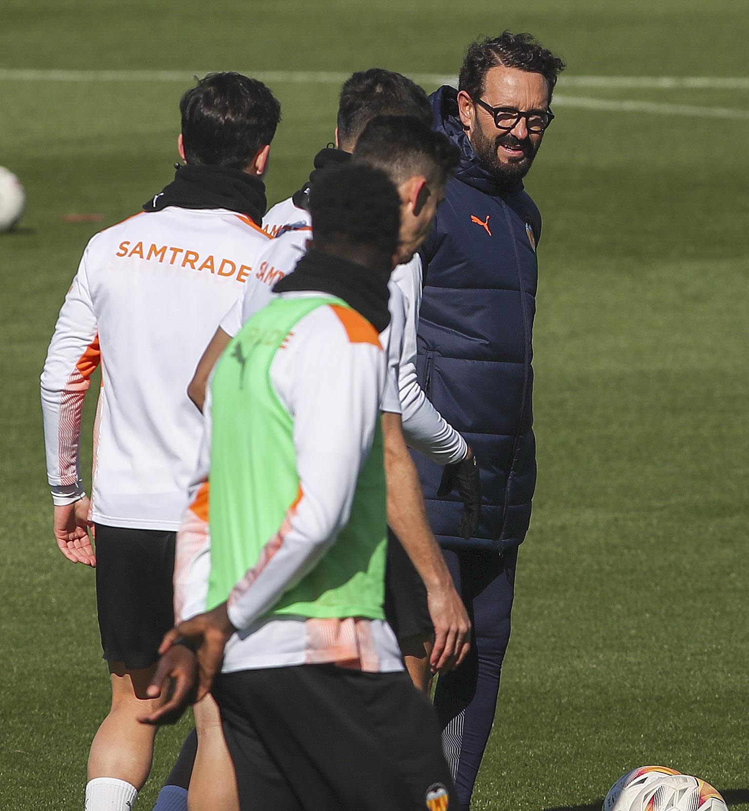 Las imágenes del entrenamiento de hoy del Valencia CF