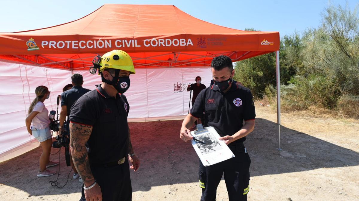 Las imágenes de la búsqueda del joven ahogado en el Lago Azul