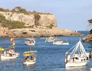 Qui es banya per la Mare de Déu del Carme, no arriba a Santa Anna