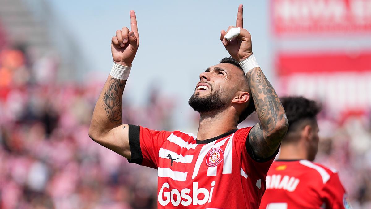 Tony Castellanos celebra su gol al Elche