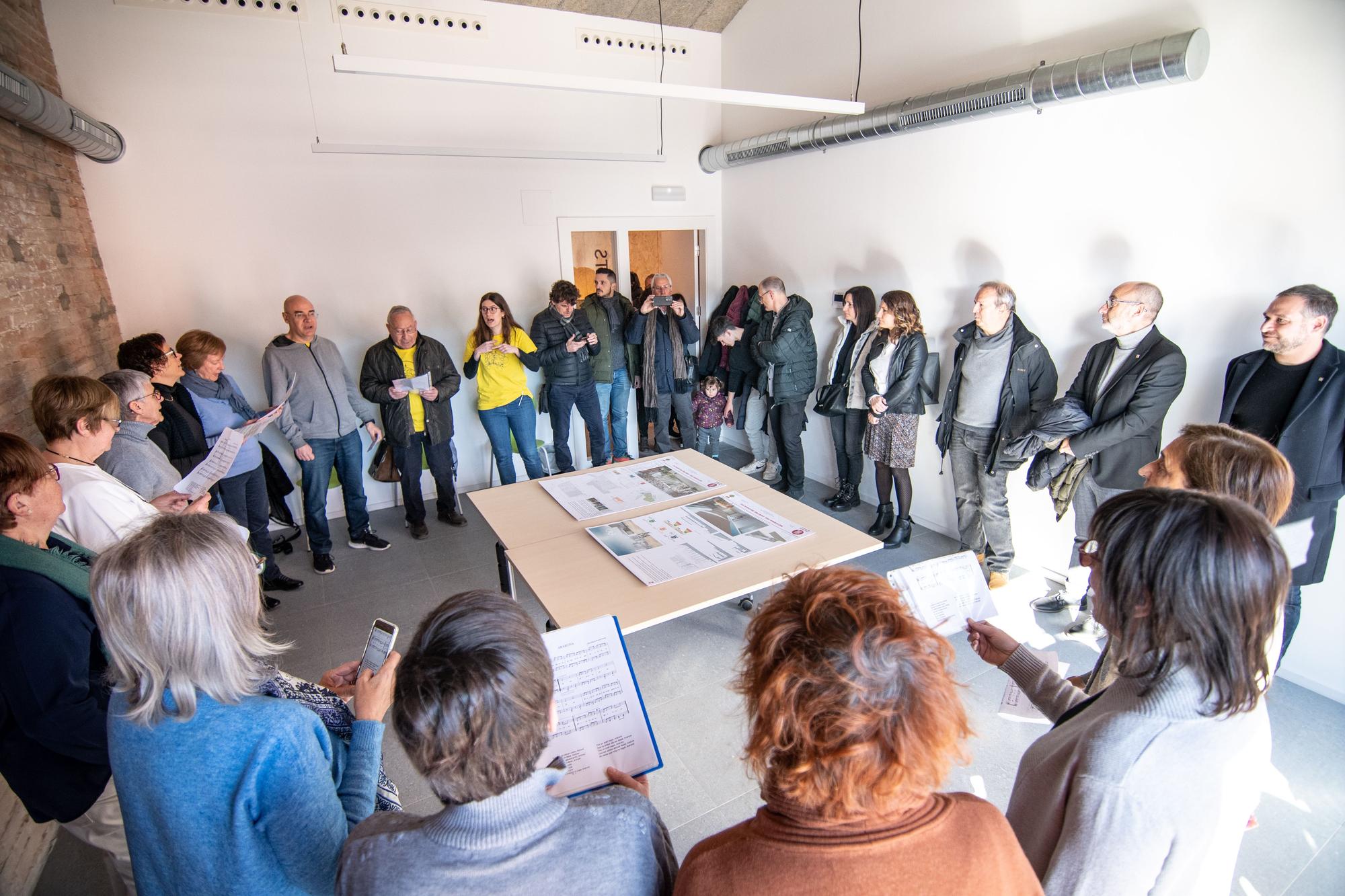 La inauguració del Centre Recreatiu d'Oló, en imatges