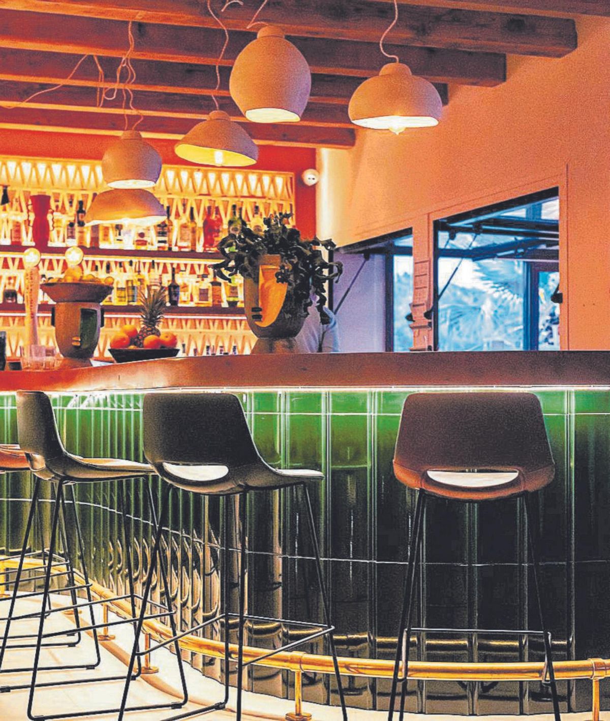 La zona de bar de Aiyanna, creada por el diseñador Mauricio Gonçalves. | AIYANNA IBIZA