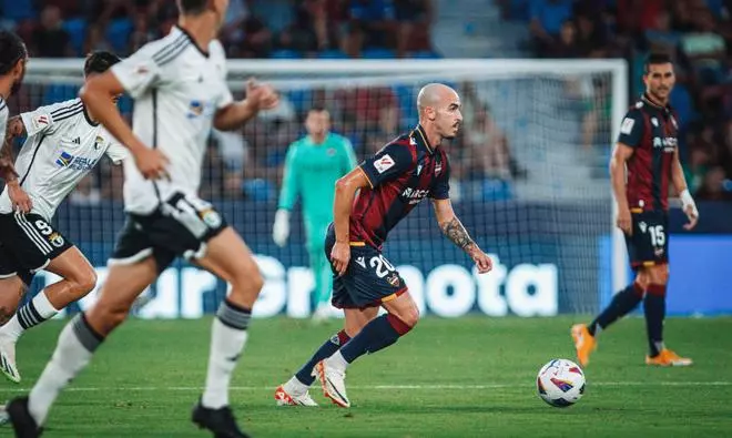 Oriol Rey: "Estoy contento con la confianza. Intento ayudar y dar el máximo"