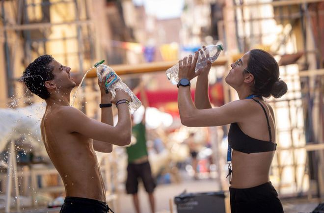 "¡Millor calor que pluja!"