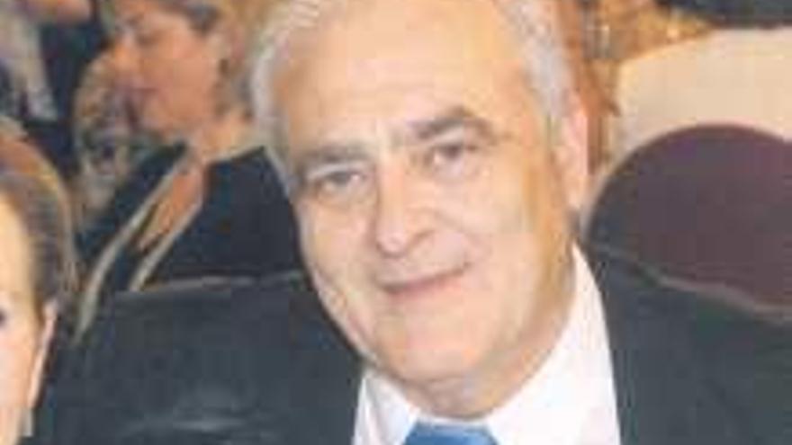 José Lorenzo García.