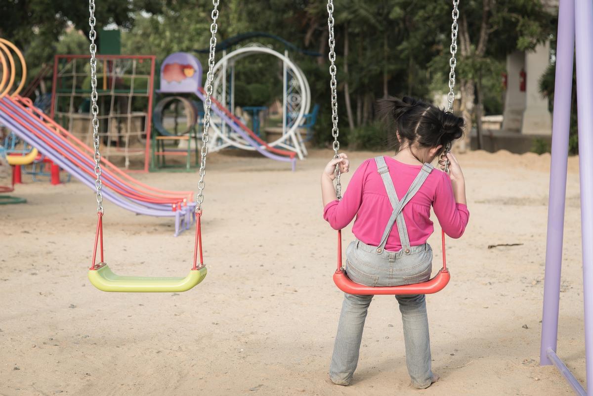 Niña víctima de acoso escolar.