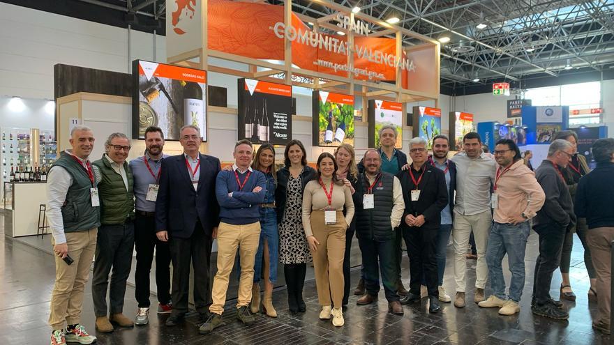 Los productores de vino se reorganizan ante la crisis de consumo