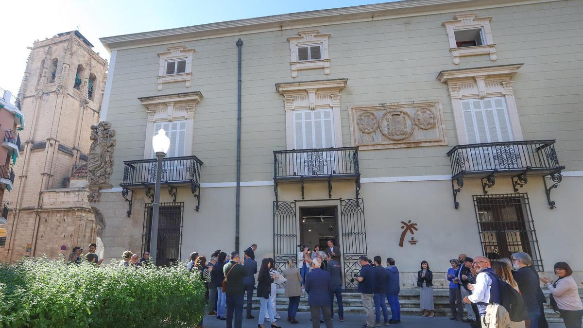 Palacio del Marqués de Arneva, sede del Ayuntamiento oriolano
