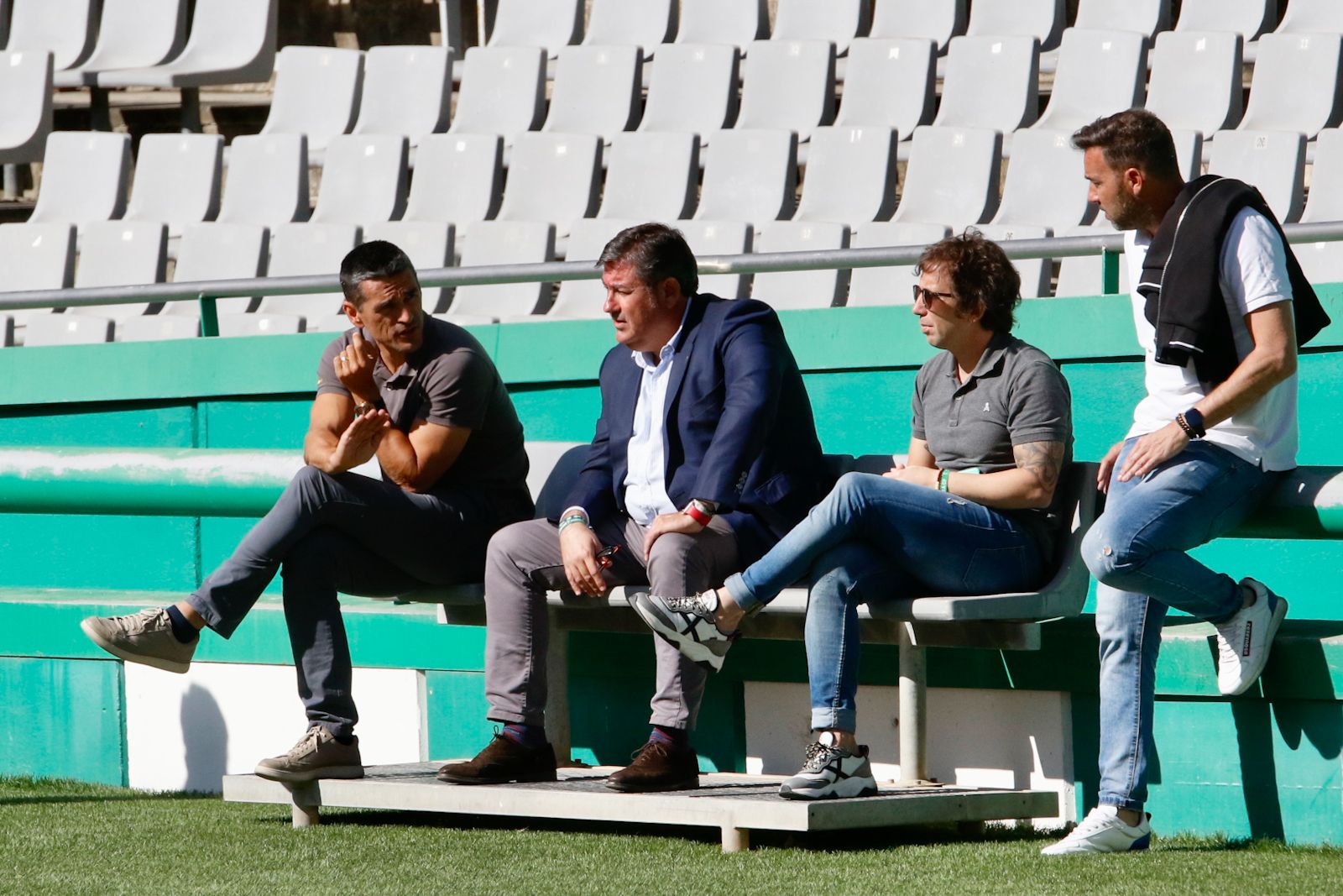 El primer día de Manuel Mosquera en el Córdoba CF, en imágenes