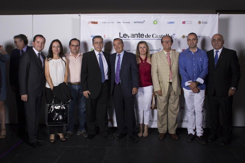 Representantes de Ciudadanos de Castelló, encabezados por el diputado nacional Domingo Lorenzo, y el delegado de Levante de Castelló, Pepe Beltrán.