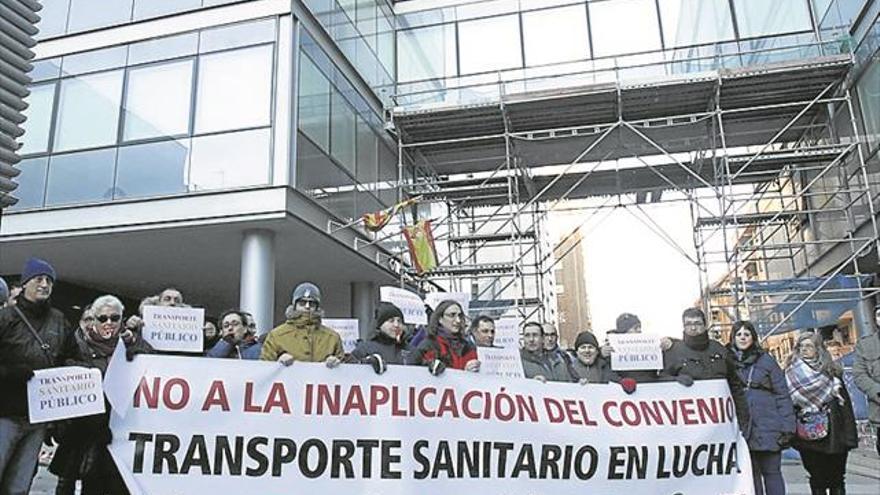 La bajada salarial del 18% moviliza a los trabajadores de Ambuibérica