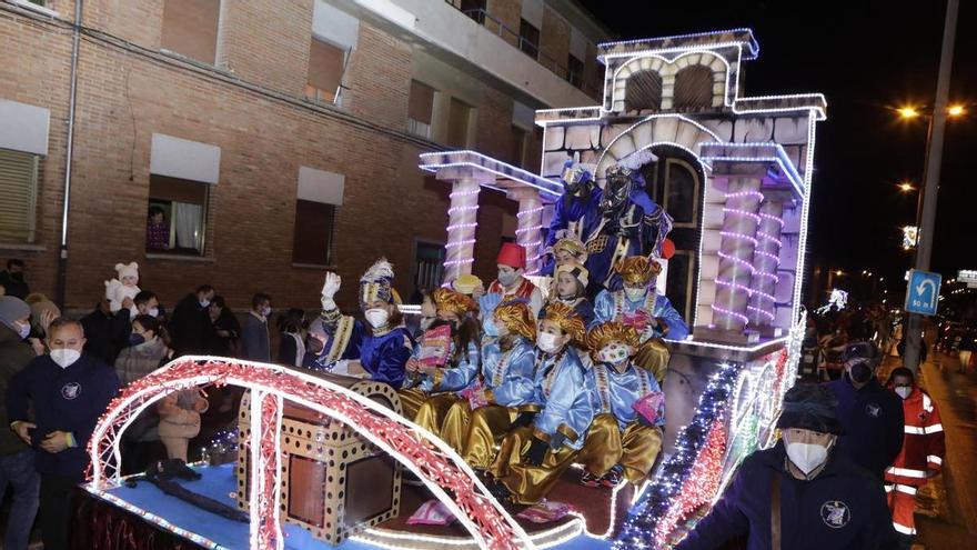 Guía para seguir las cabalgatas de las Cuencas: así serán los desfiles de los Reyes Magos en las comarcas mineras