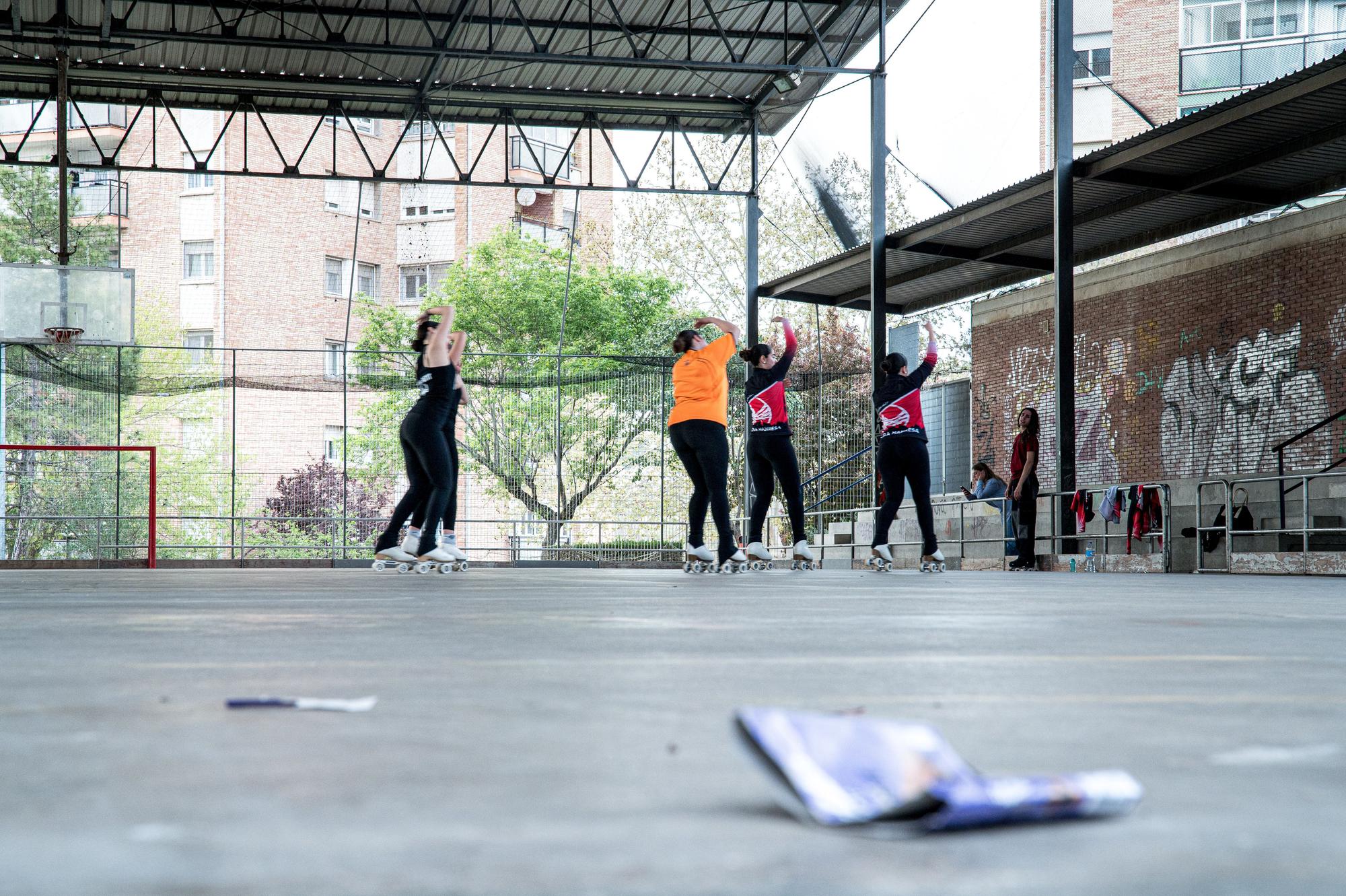 Entrenament a la pista de la Font dels Capellans del Club Patinatge Artístic Manresa