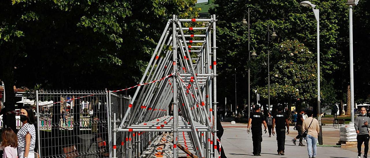 Aspecto de la  plaza de La Exposición, ayer, por la tarde. | Mara Villamuza