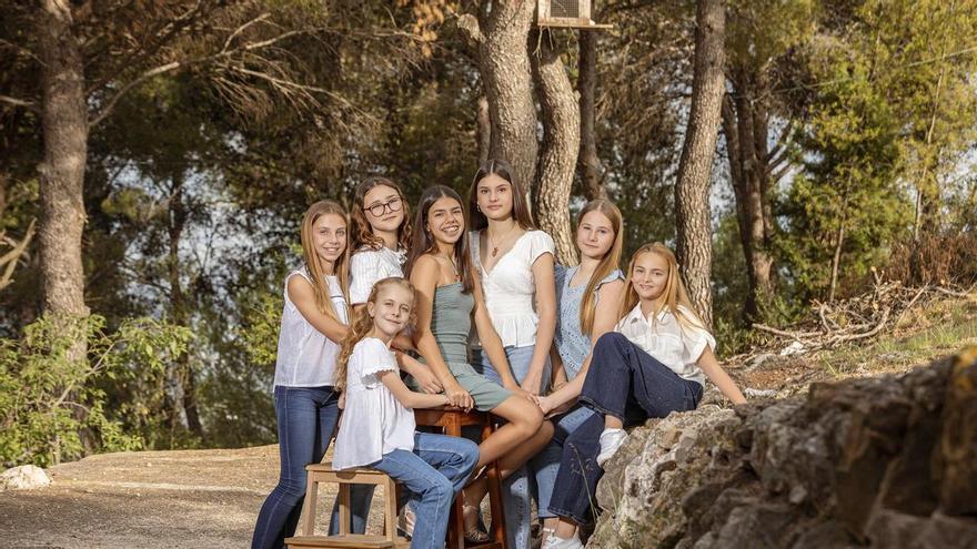 Esta es la corte de honor de la fallera mayor infantil de Oliva para 2027