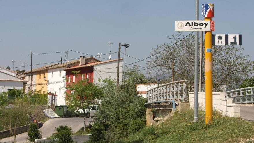 El estado del río Albaida agrava el peligro de inundaciones en Alboi y Bixquert