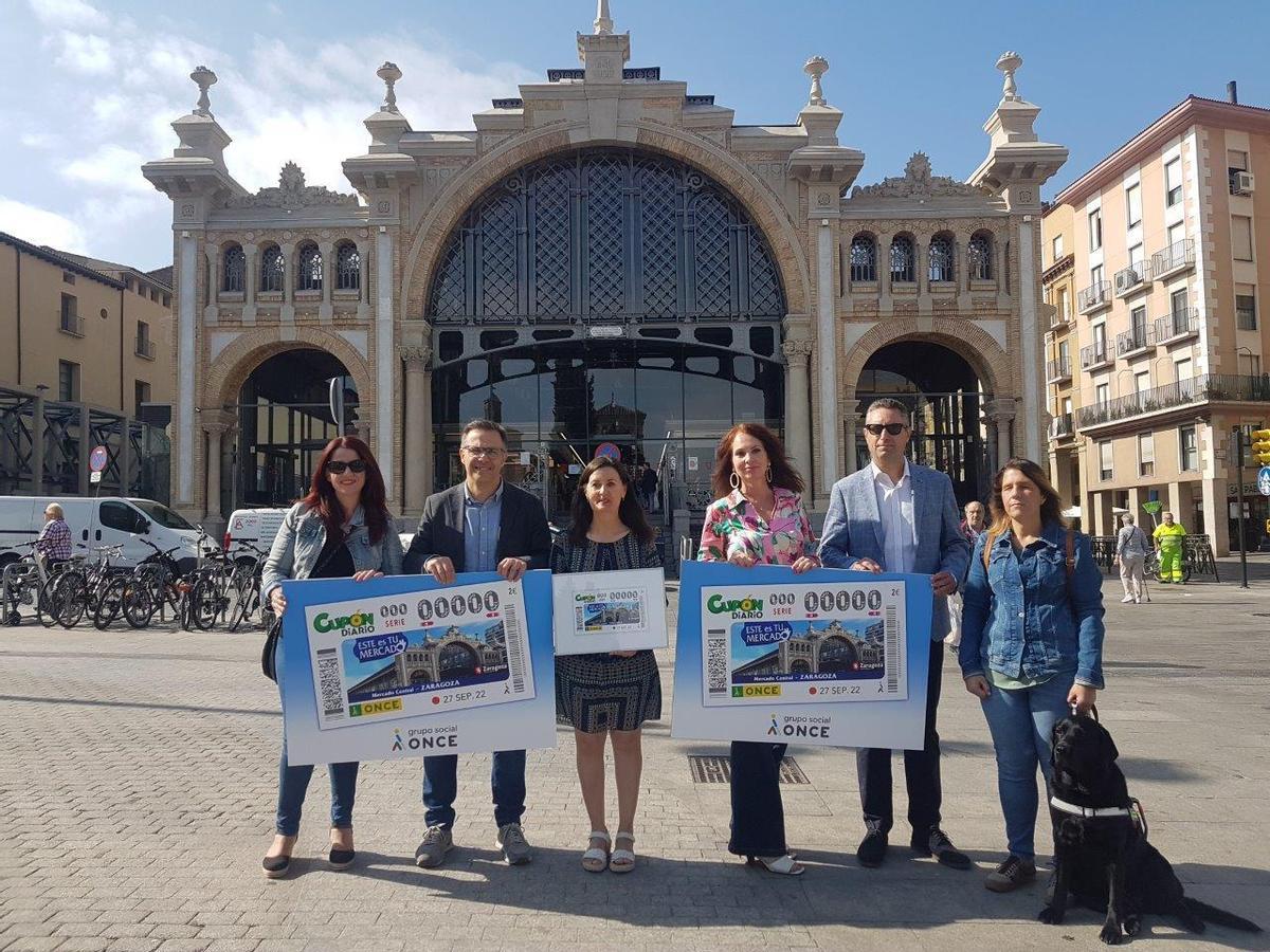 Presentación del sello en el Mercado Central.