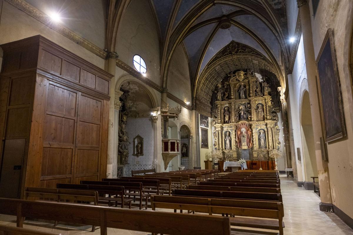 La rueda de prensa de las religiosas del monasterio de Santa Isabel en imágenes