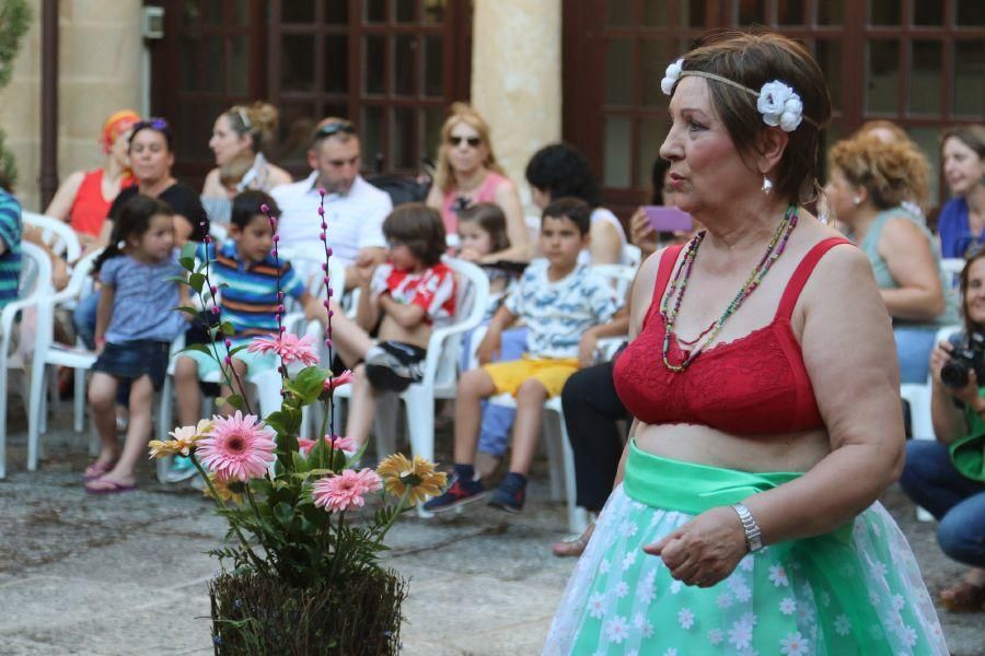 Desfile en Zamora de mujeres operadas de cáncer